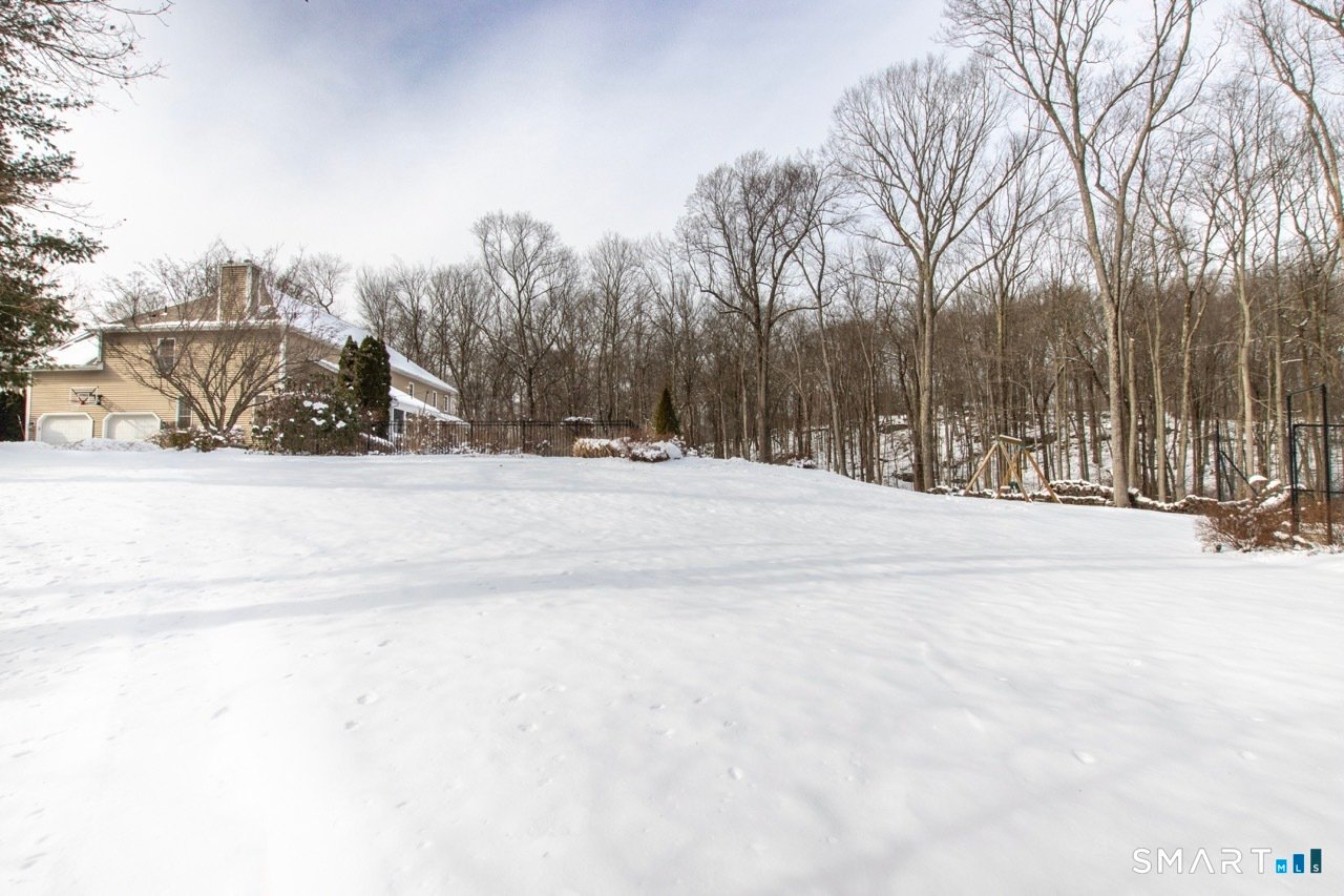 44 Chadwick Court Photo 36