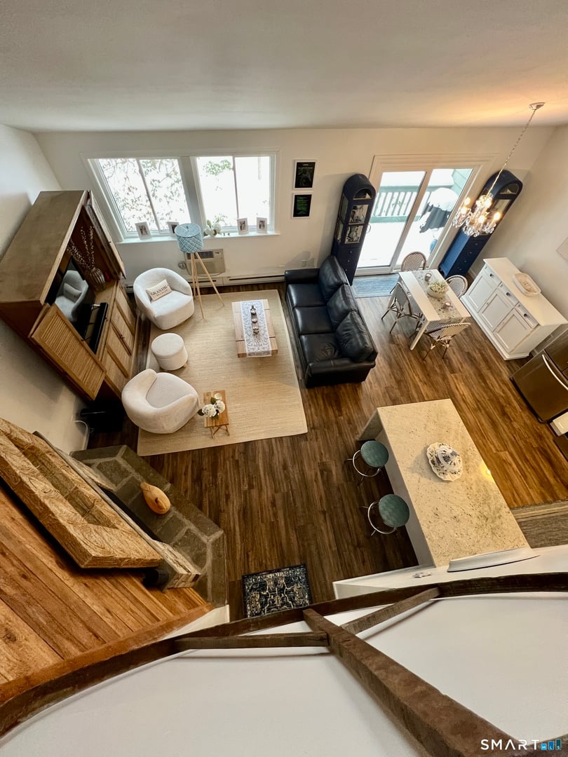 319 Cliffside Drive Photo 7