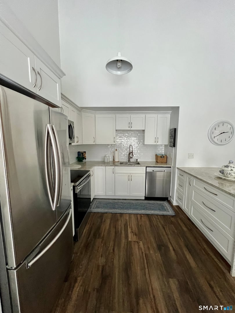 319 Cliffside Drive Photo 8