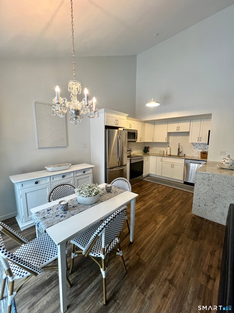 319 Cliffside Drive Photo 11