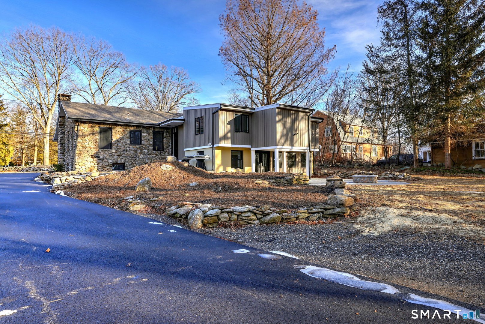 884 Grassy Hill Road Photo 7