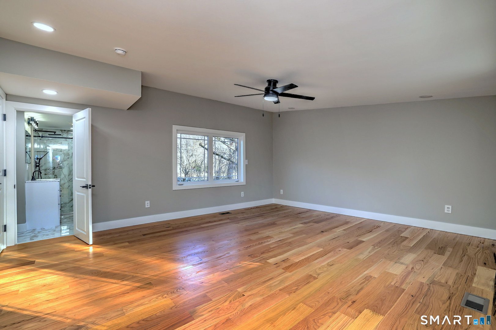 884 Grassy Hill Road Photo 23