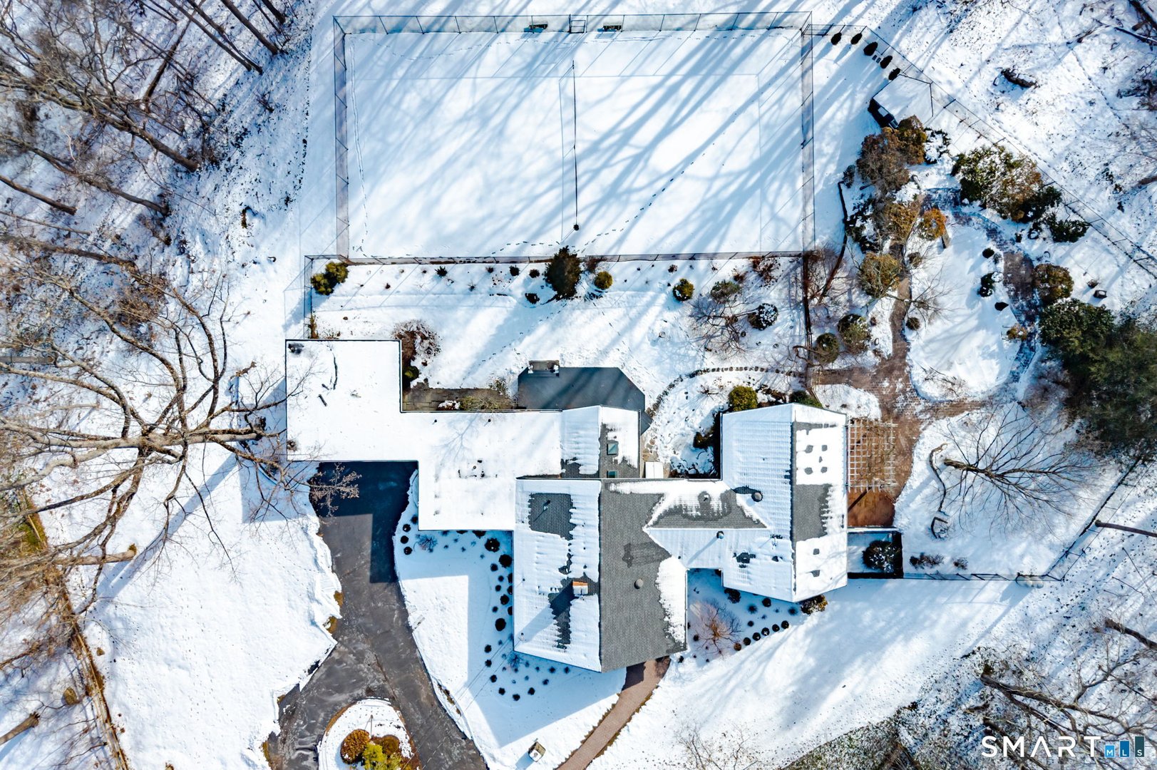 5 Mohawk Lane Photo 4