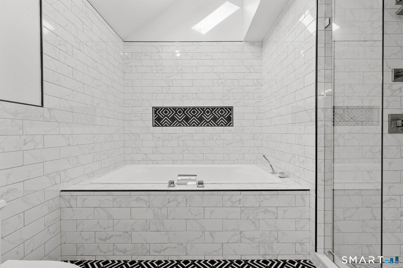 9 Lazy Brook Road Photo 22