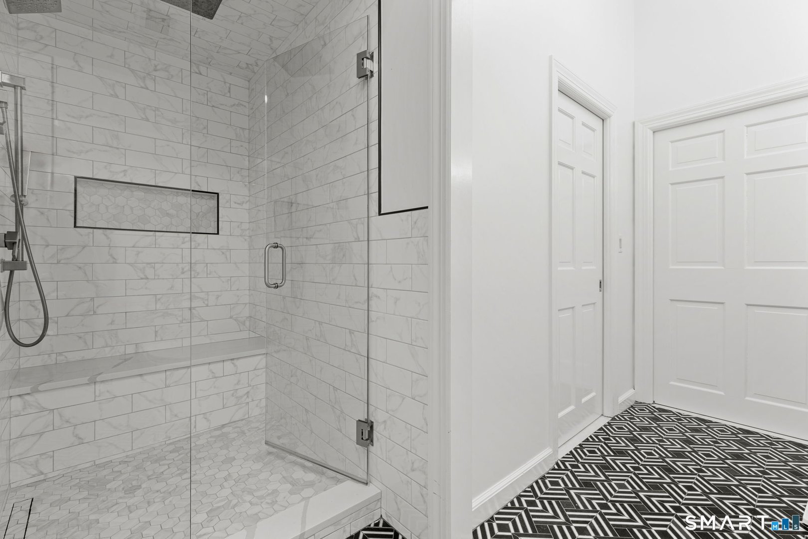 9 Lazy Brook Road Photo 23