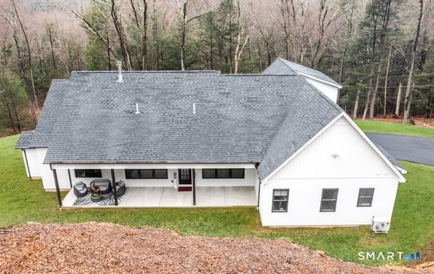 604 Wildcat Hill Road Photo 2