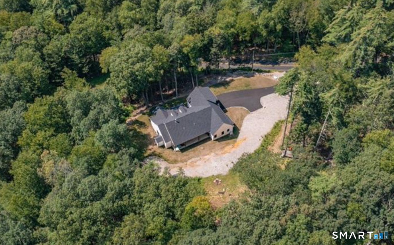 604 Wildcat Hill Road Photo 4