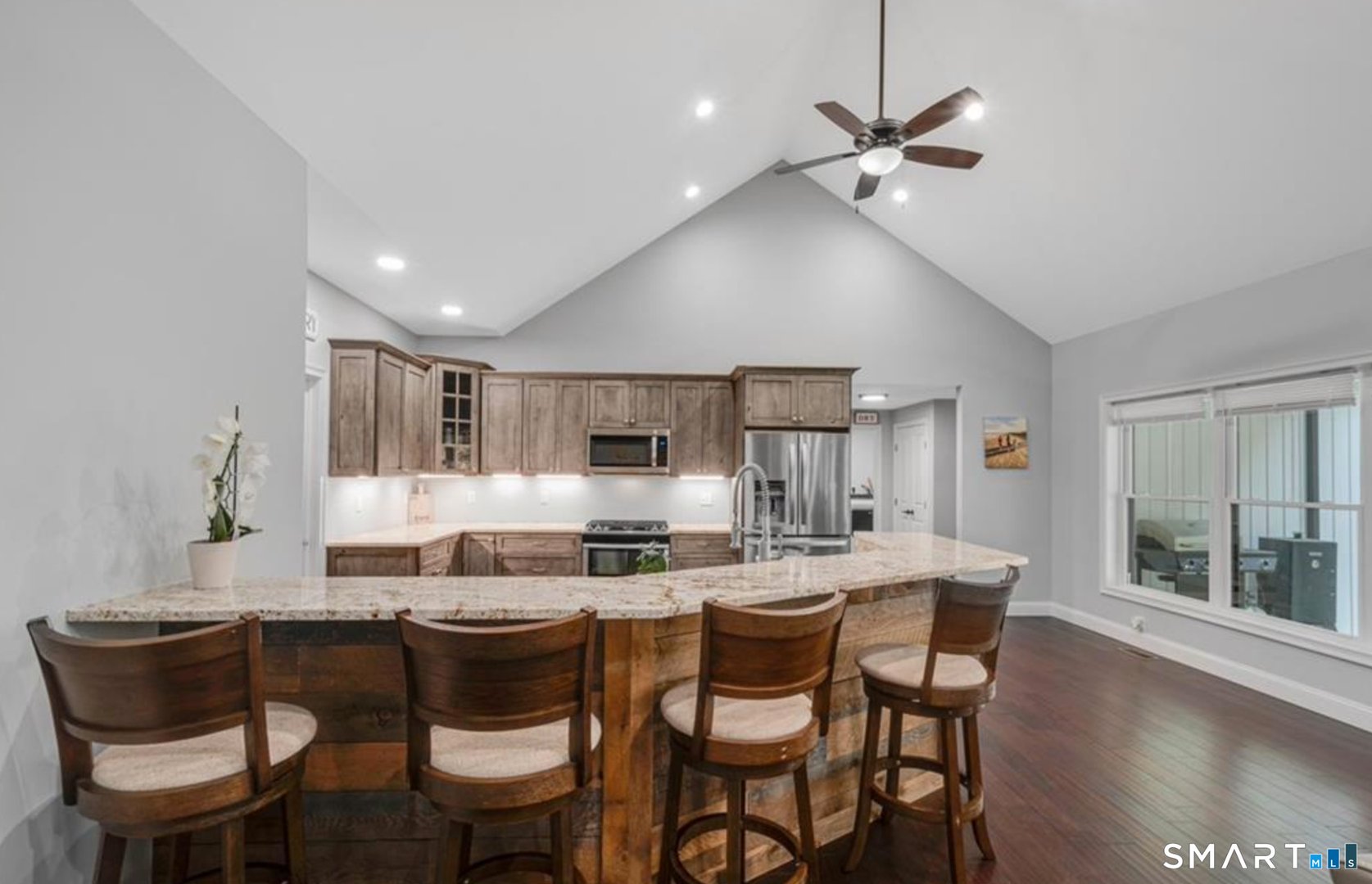 604 Wildcat Hill Road Photo 7