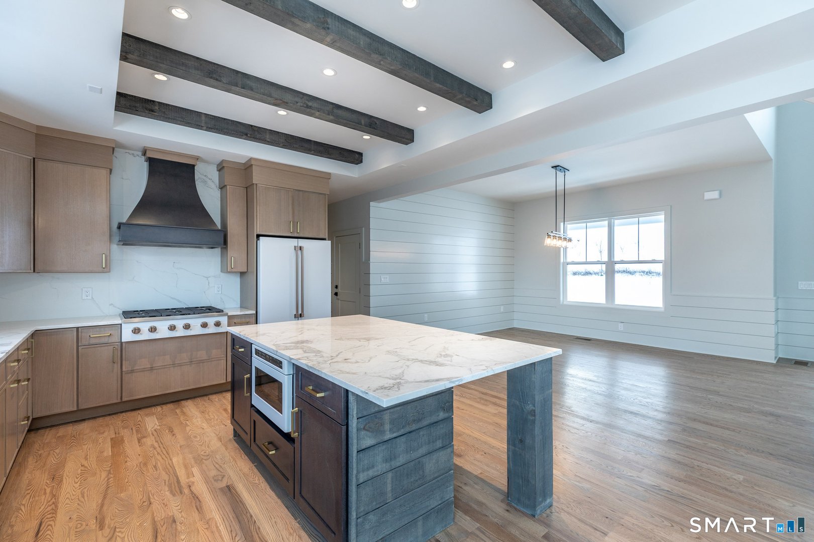 195 Willow Creek Estates Drive Photo 12