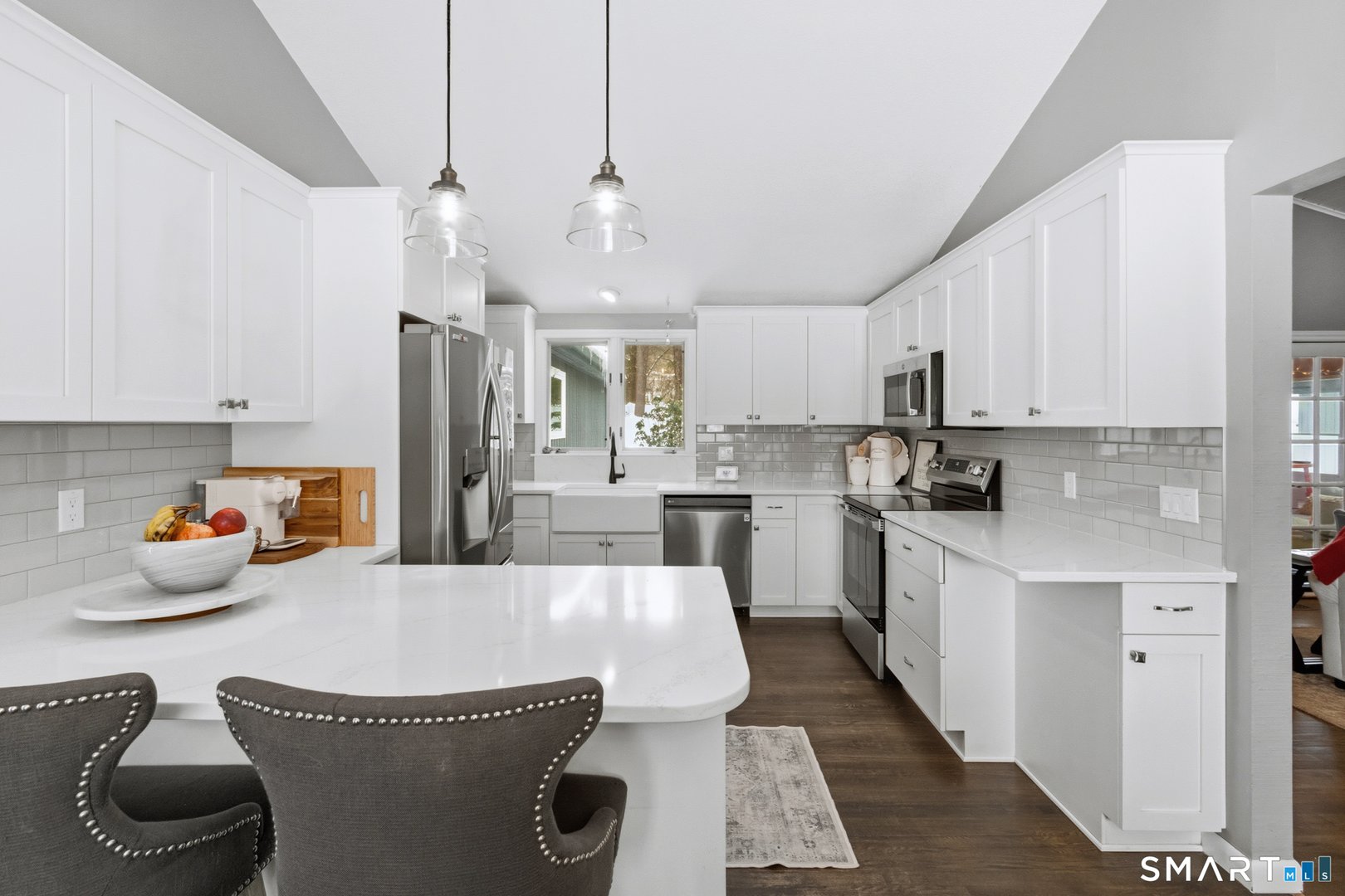 324 Old Farms Road Photo 8