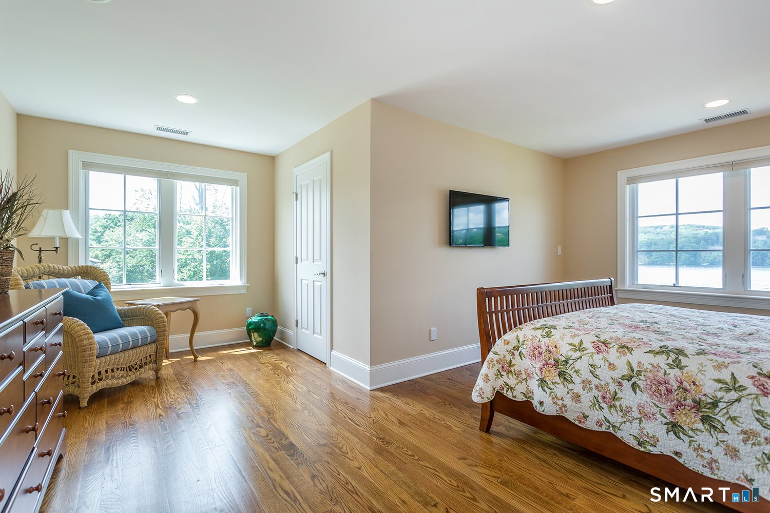 164 North Lake Shore Drive Photo 29