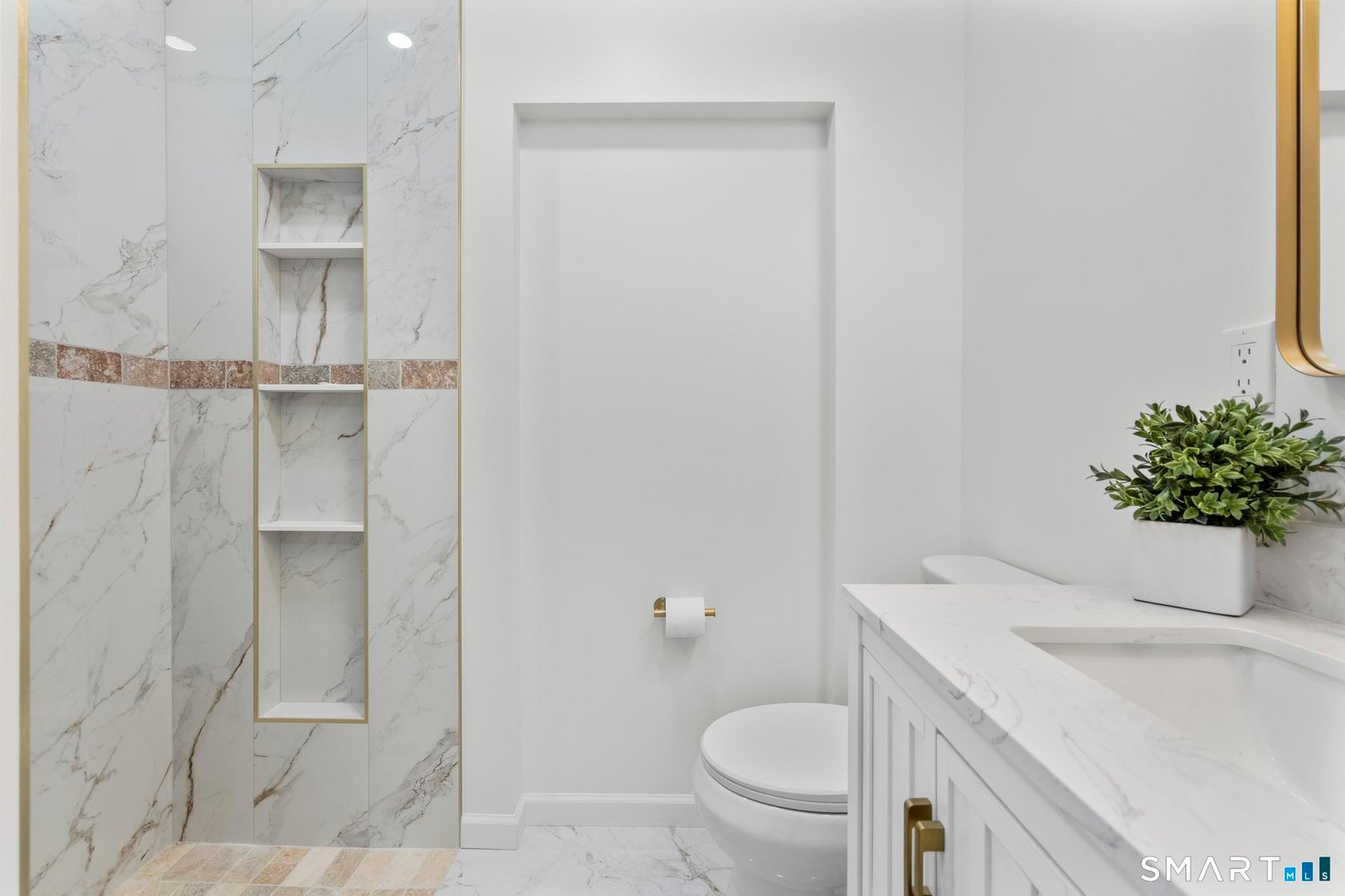 309 Twin Lakes Road Photo 14