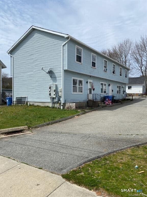 Griswold Commercial Photo 3