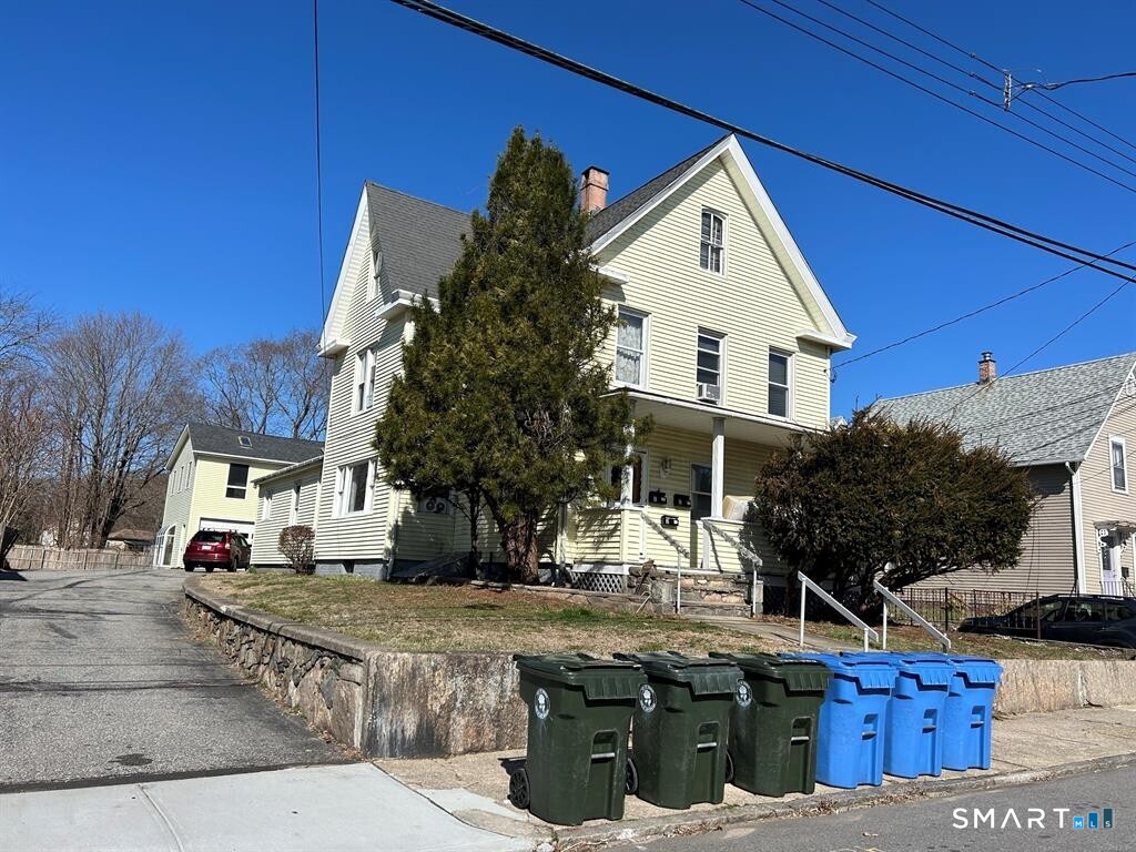 Griswold Commercial Photo 4