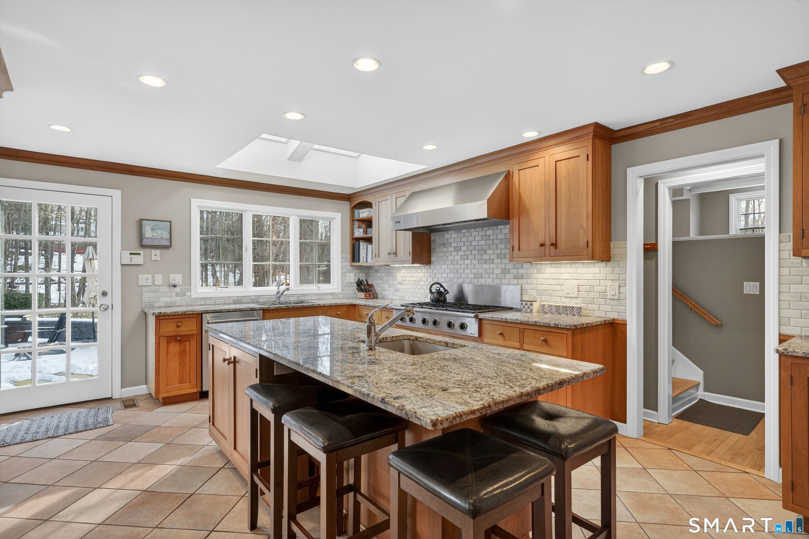 19 Robin Road Photo 11