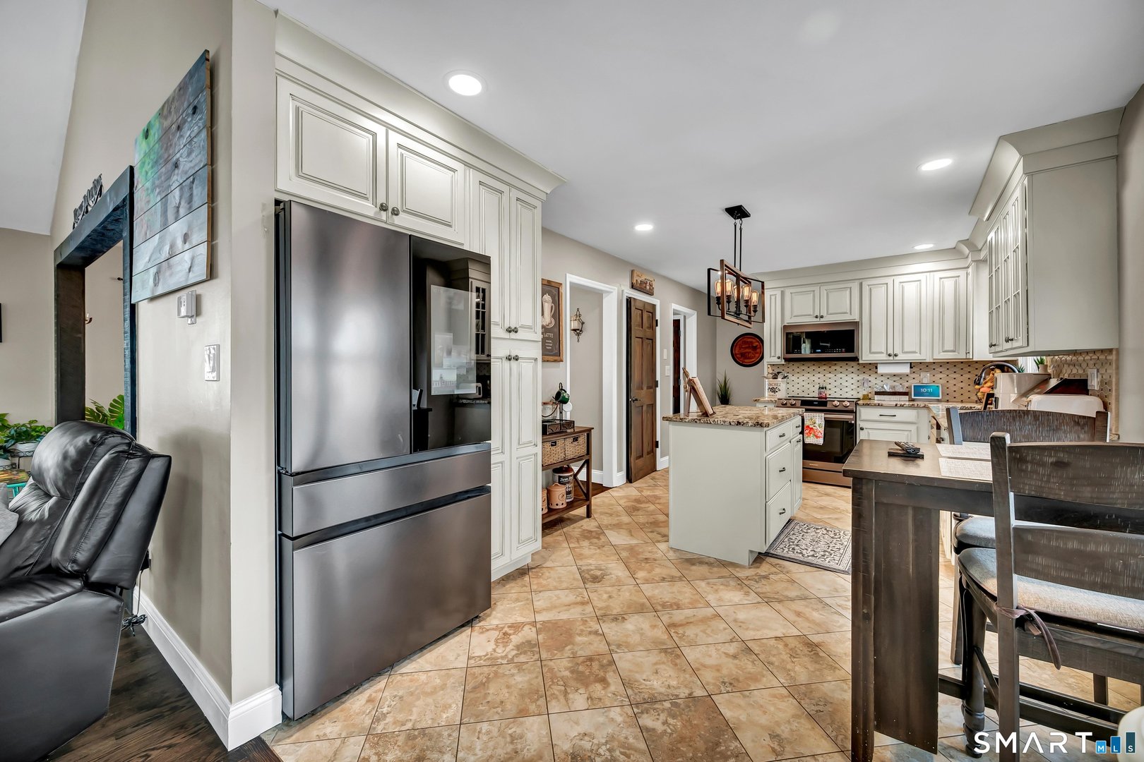 24 Colonial Ridge Drive Photo 5