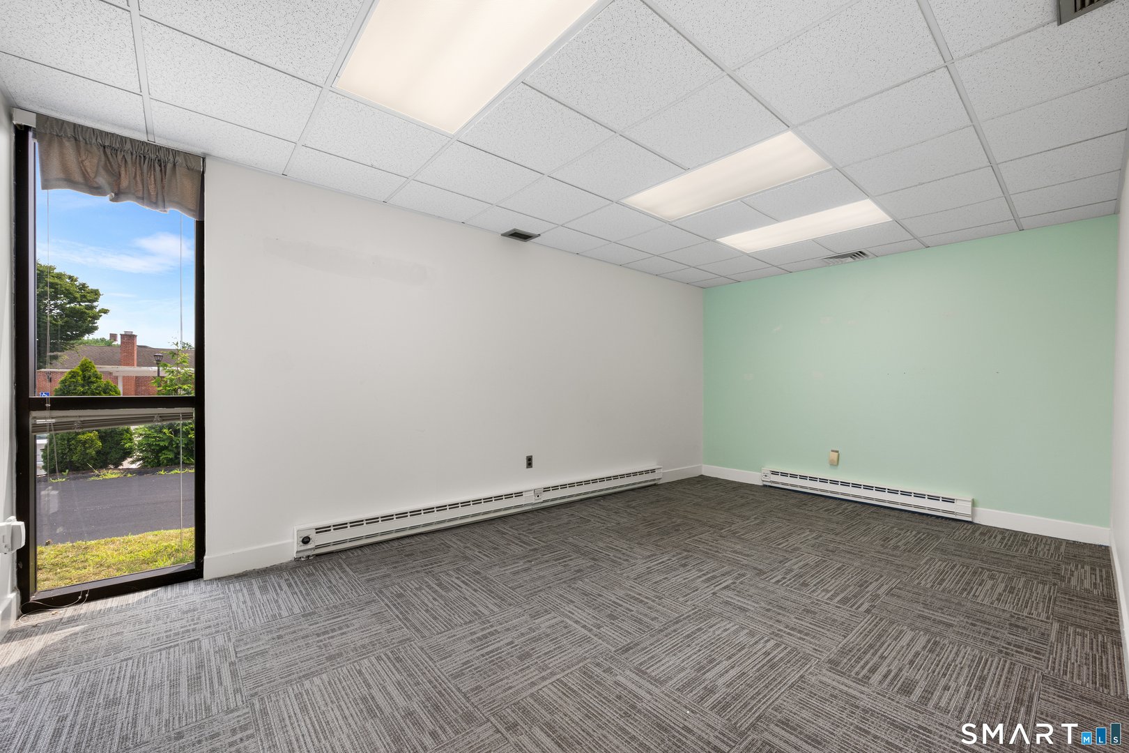 43 Pennsylvania Avenue Photo 28