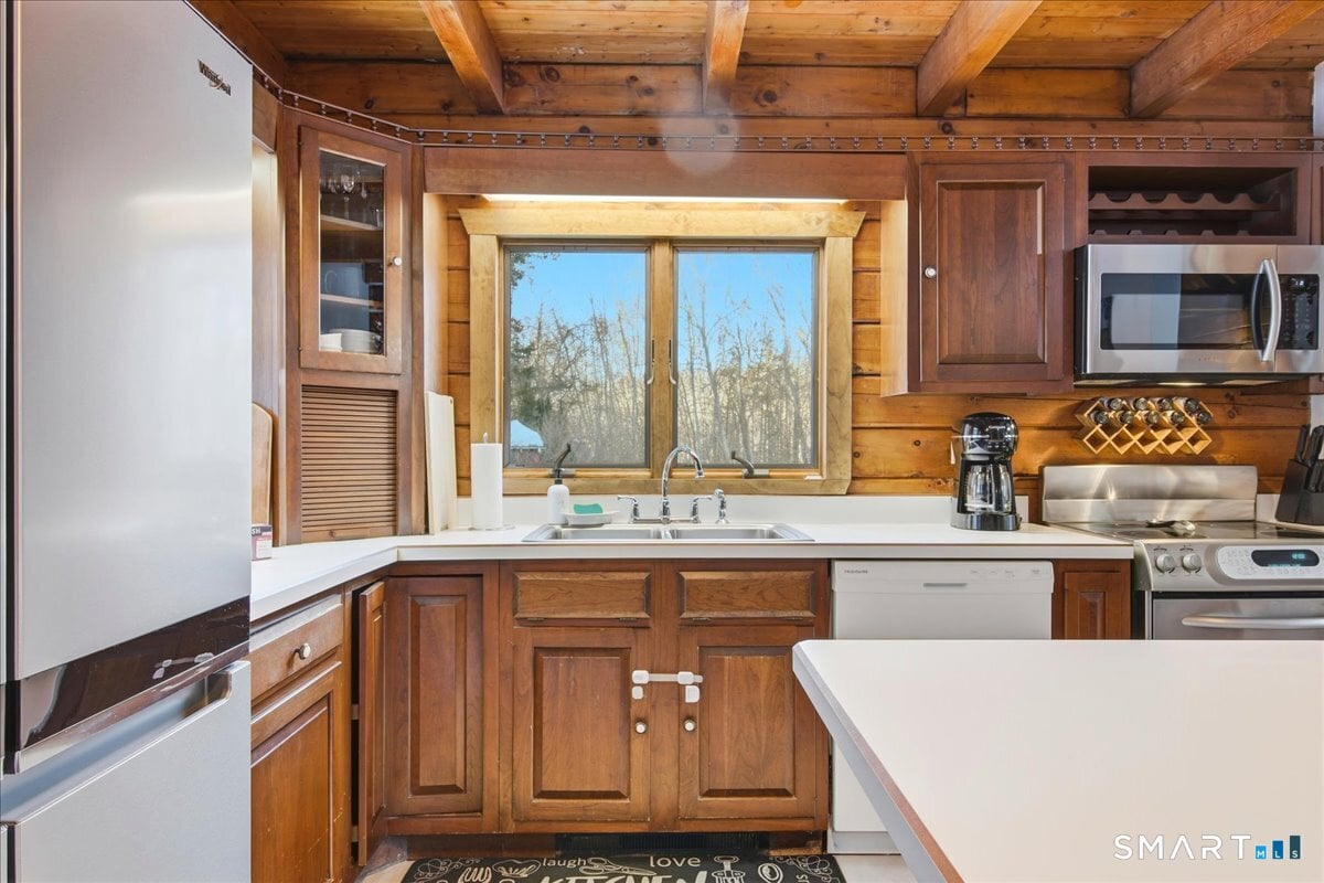 32 Krug Road Photo 2