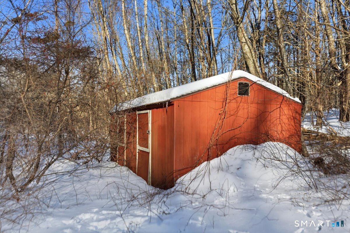 32 Krug Road Photo 34