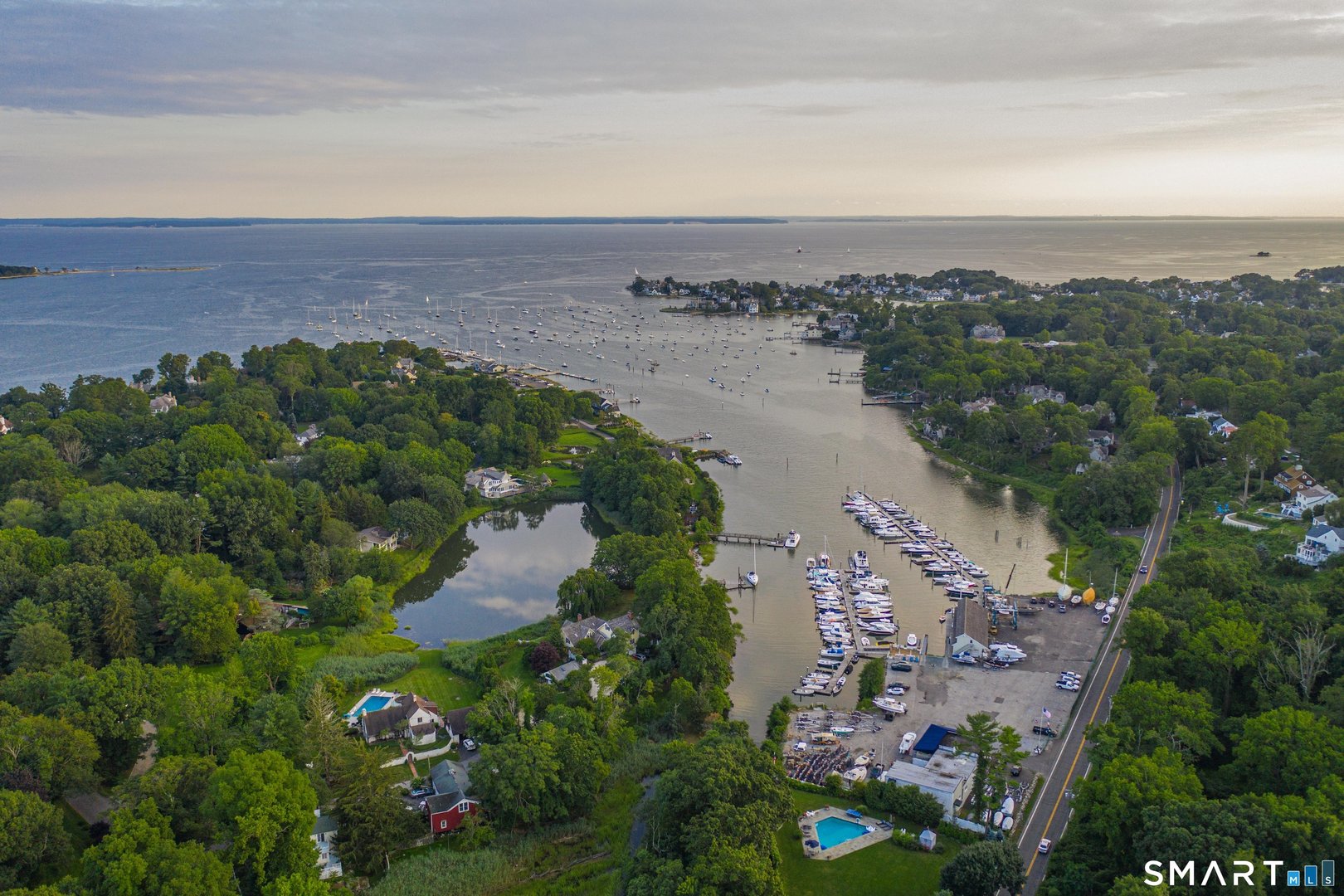 3 Hilltop Road Photo 7