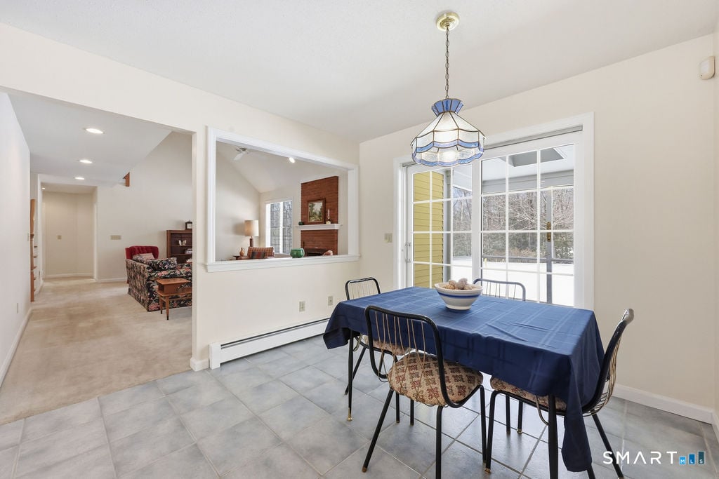 33 Westwood Drive Photo 21