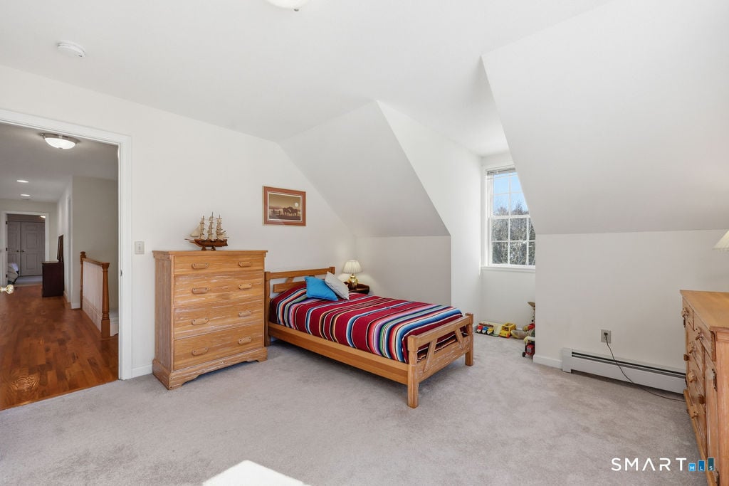 33 Westwood Drive Photo 28