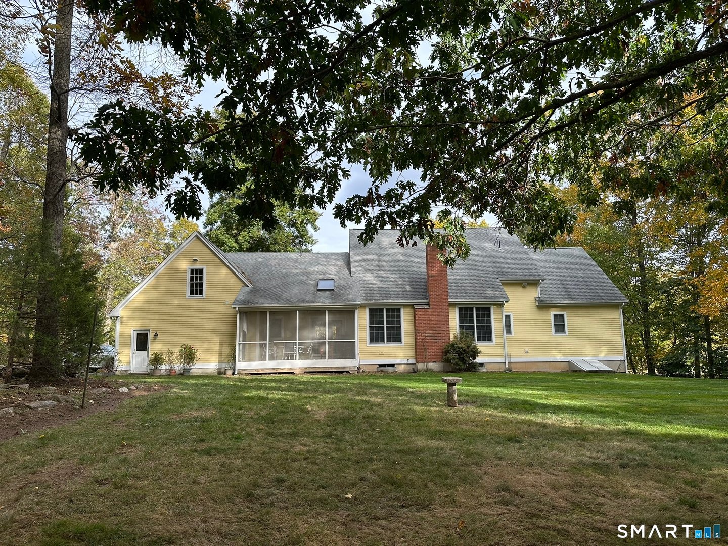 33 Westwood Drive Photo 40