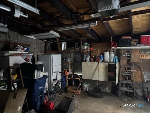 690 William Street Photo 8