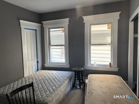 690 William Street Photo 19