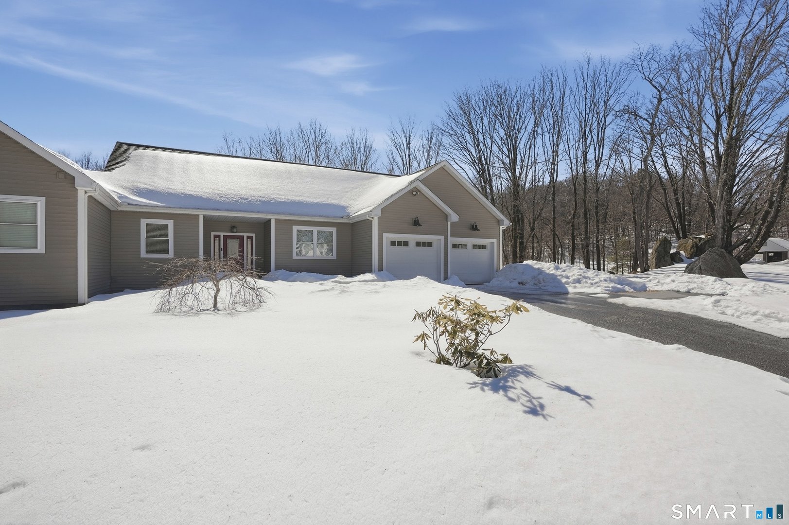 166 East Cotton Hill Road Photo 3