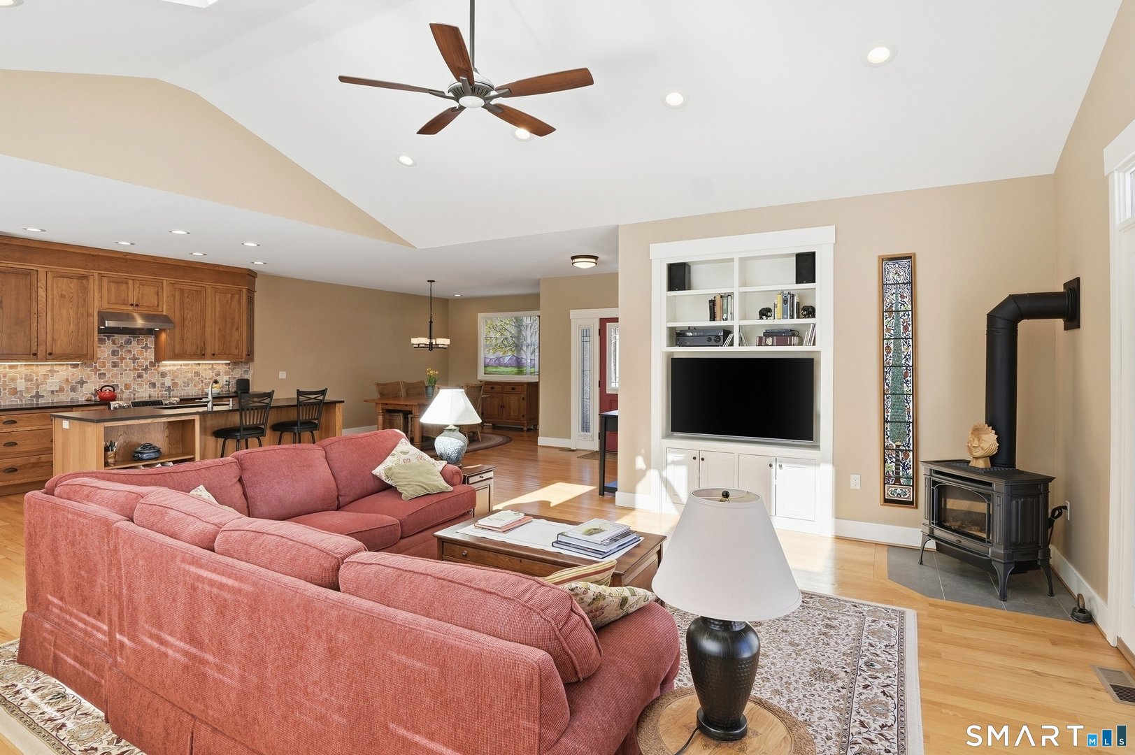 166 East Cotton Hill Road Photo 5