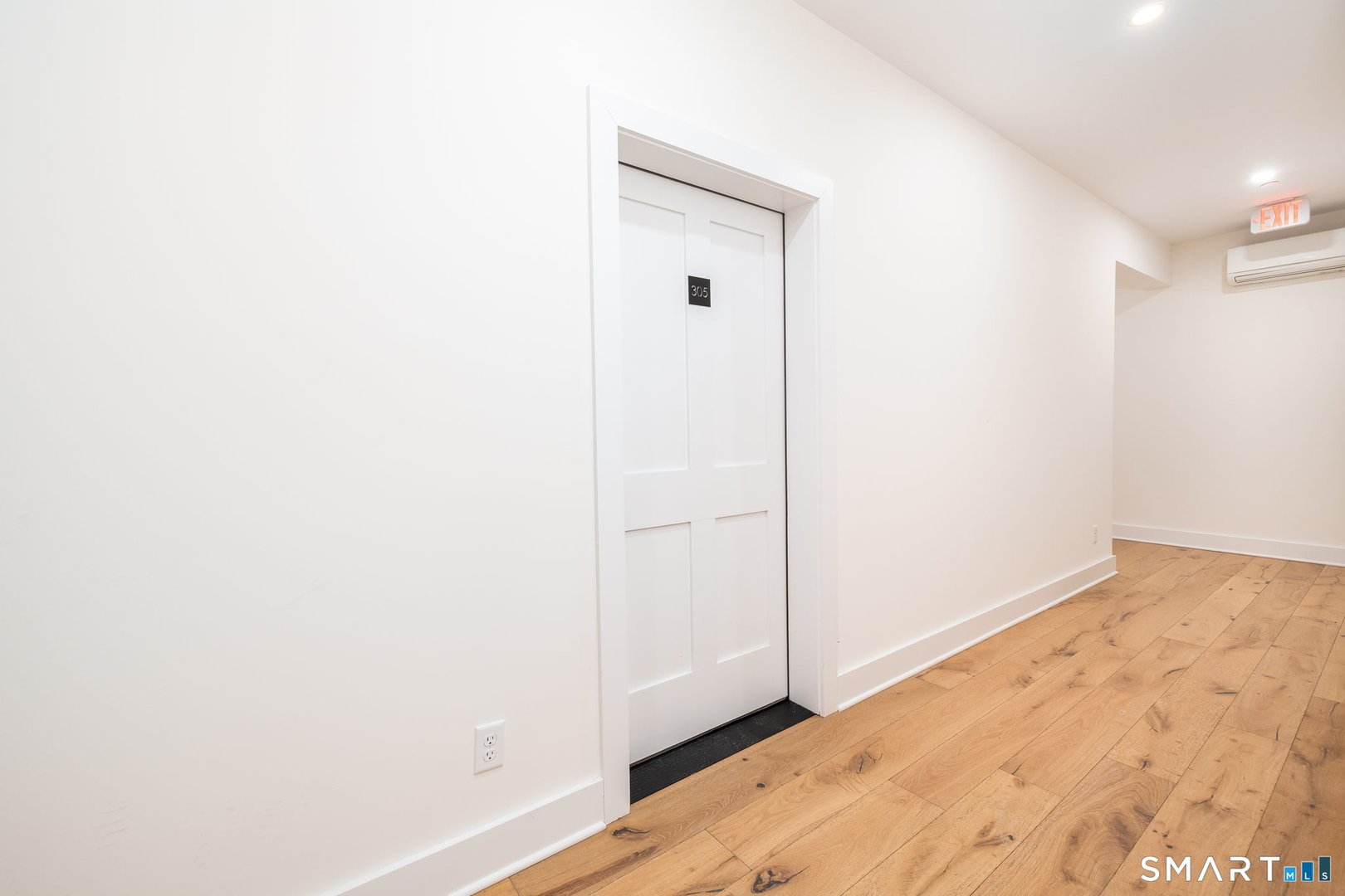 185 Main Street  #305 Photo 29