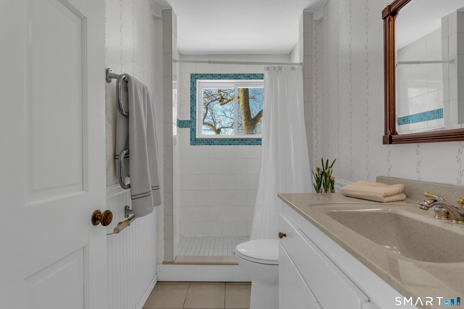 178 West Main Street Photo 17