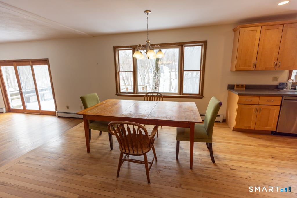 7 Hickory Hill Drive Photo 6