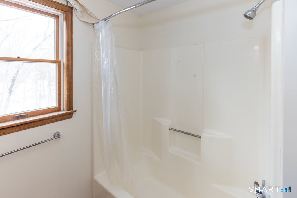 7 Hickory Hill Drive Photo 21