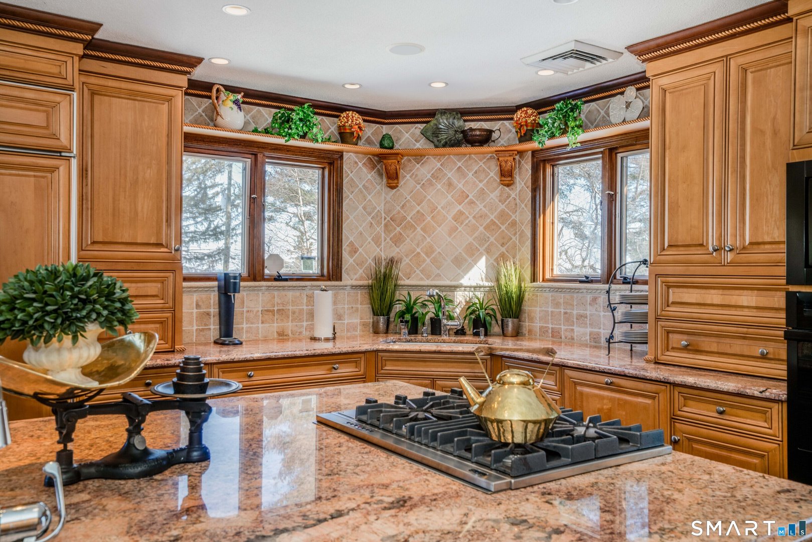 33 Mountain Farms Road Photo 5