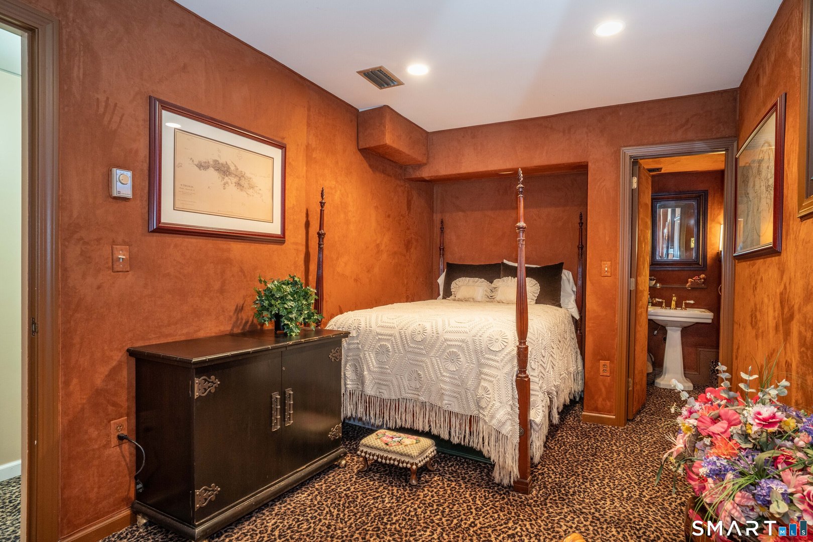 33 Mountain Farms Road Photo 26