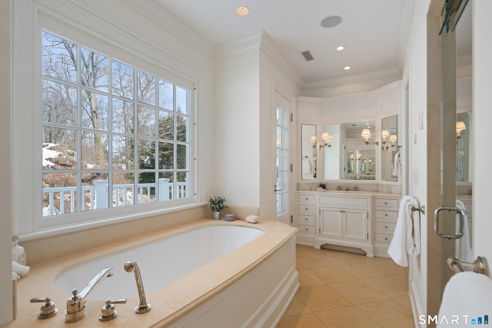 10 Cross Road Photo 30