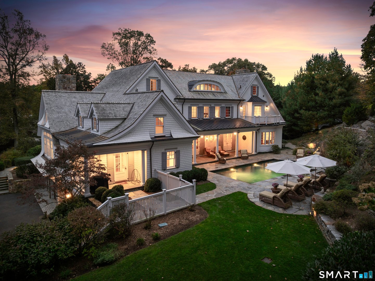 10 Cross Road Photo 39