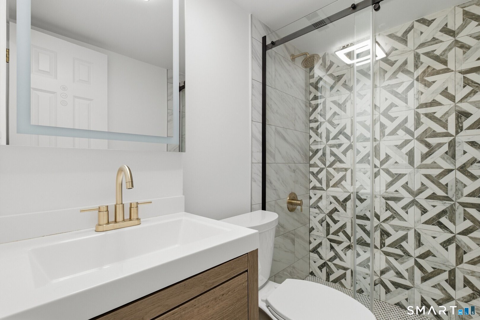 99 Orange Street Photo 14