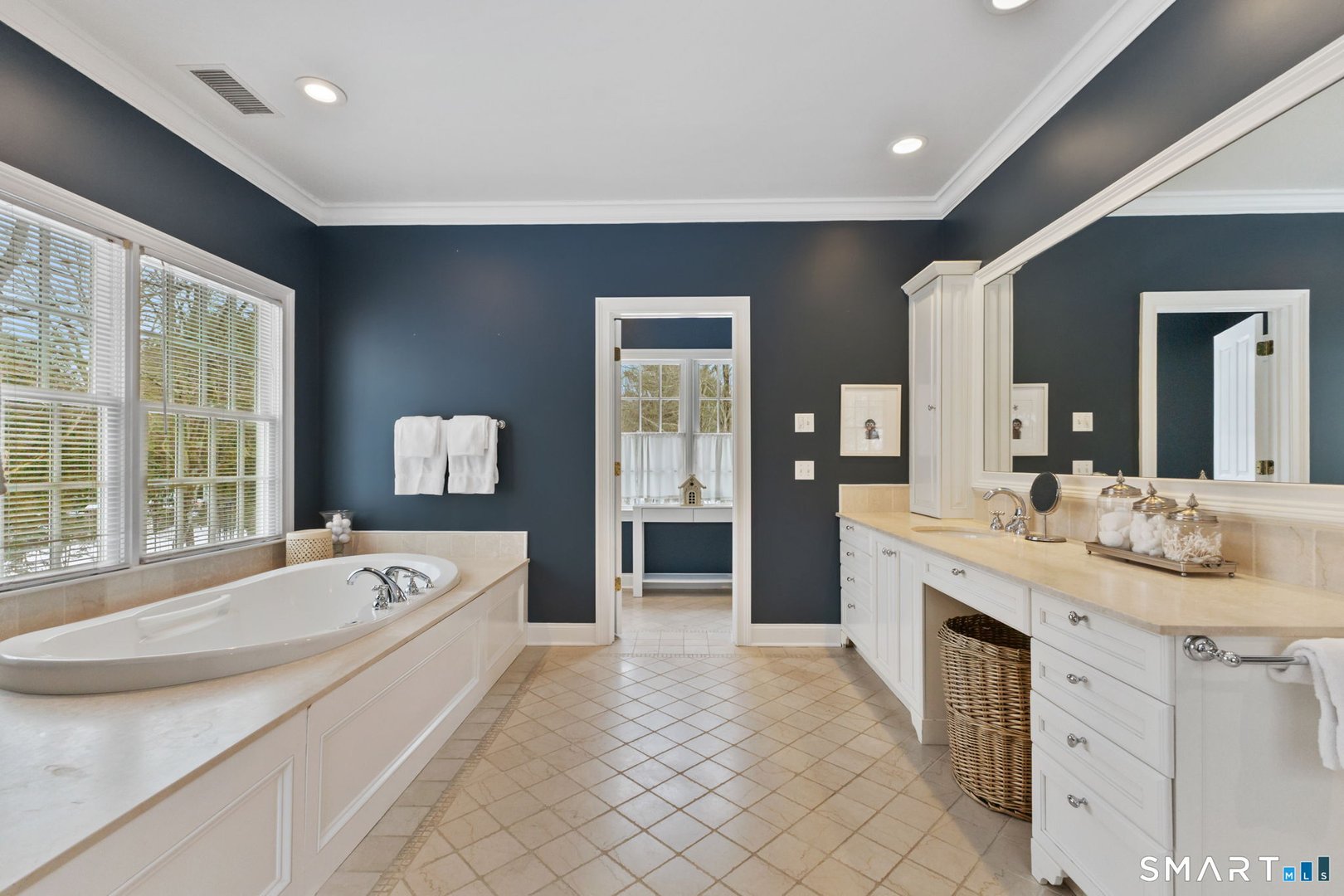 10 Pheasant Hill Road Photo 19