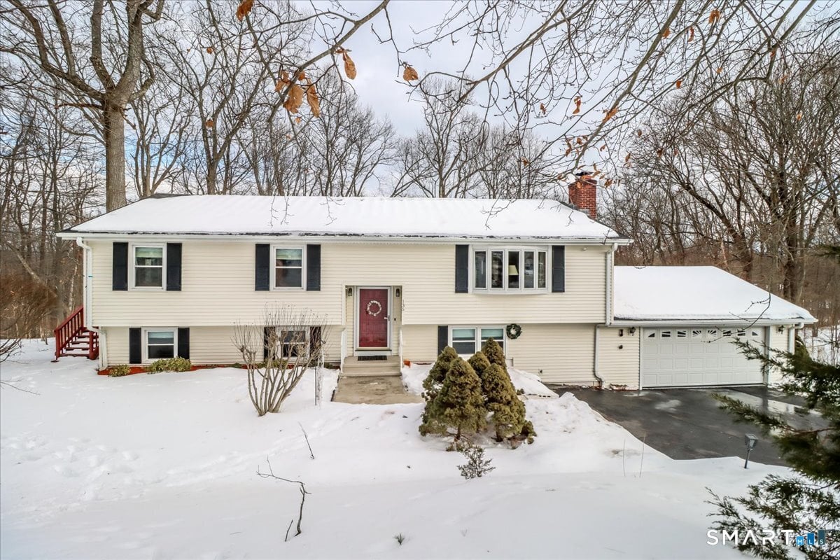 135 Parsonage Hill Road Photo 1