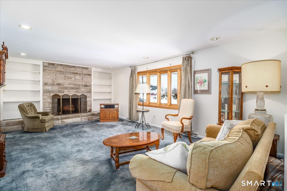 135 Parsonage Hill Road Photo 4