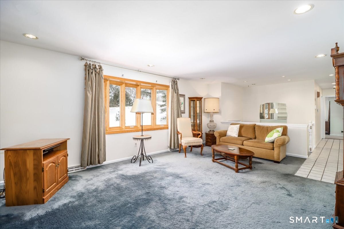 135 Parsonage Hill Road Photo 5