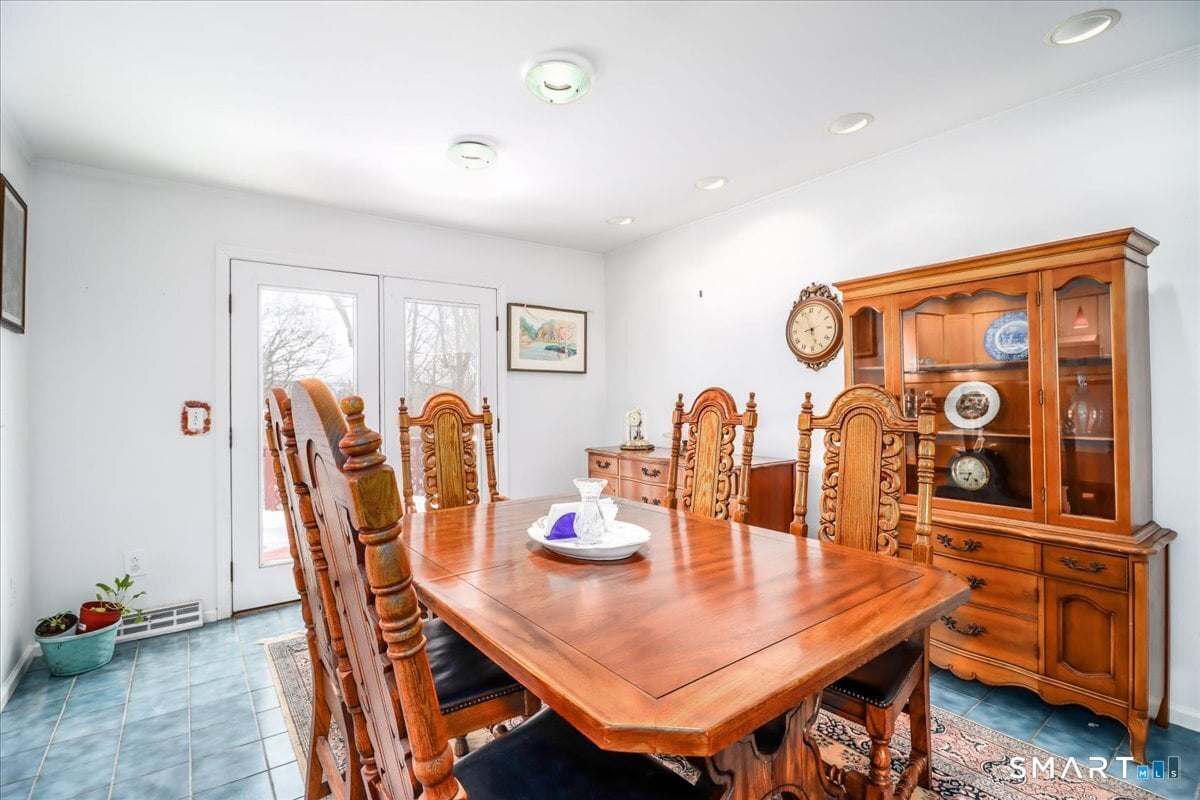 135 Parsonage Hill Road Photo 7