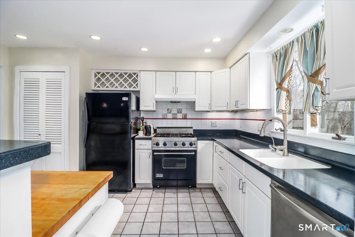 135 Parsonage Hill Road Photo 10