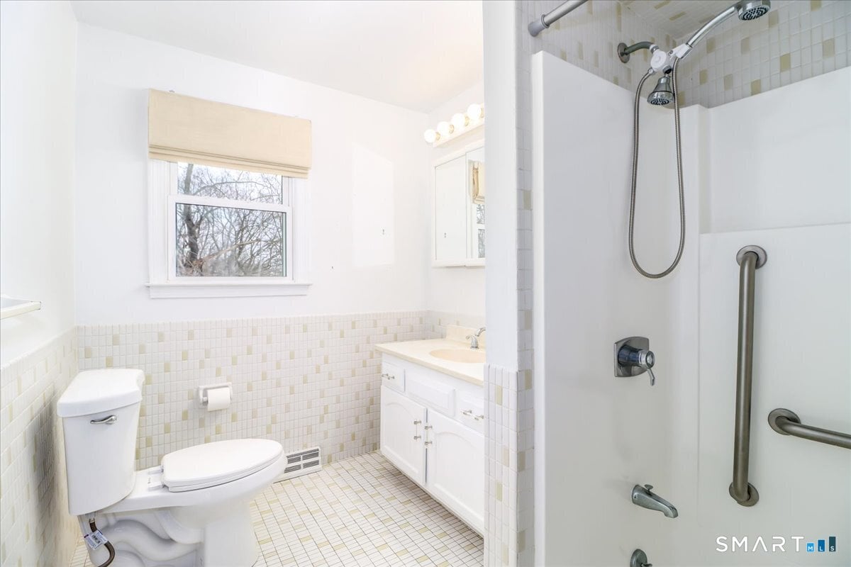 135 Parsonage Hill Road Photo 13