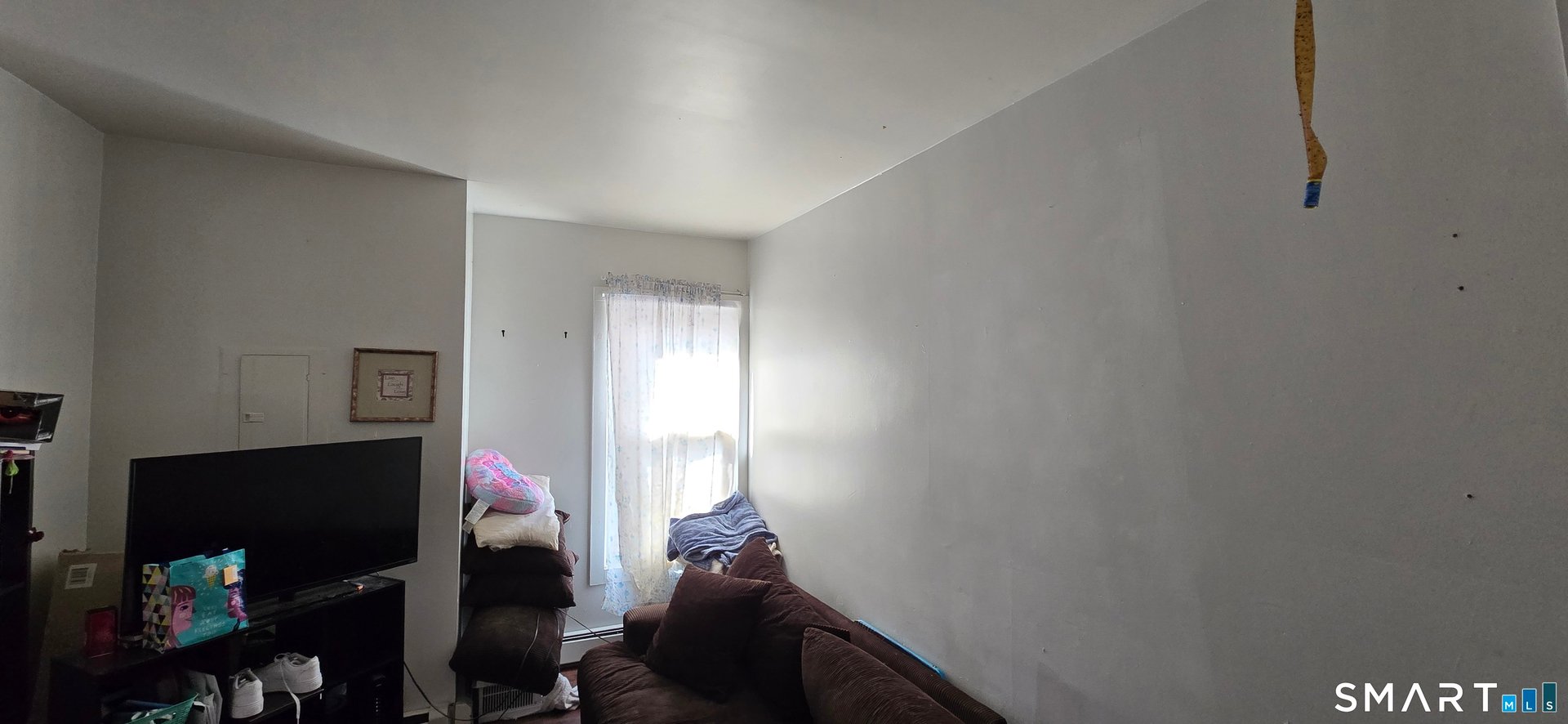 15 Platt Avenue Photo 17