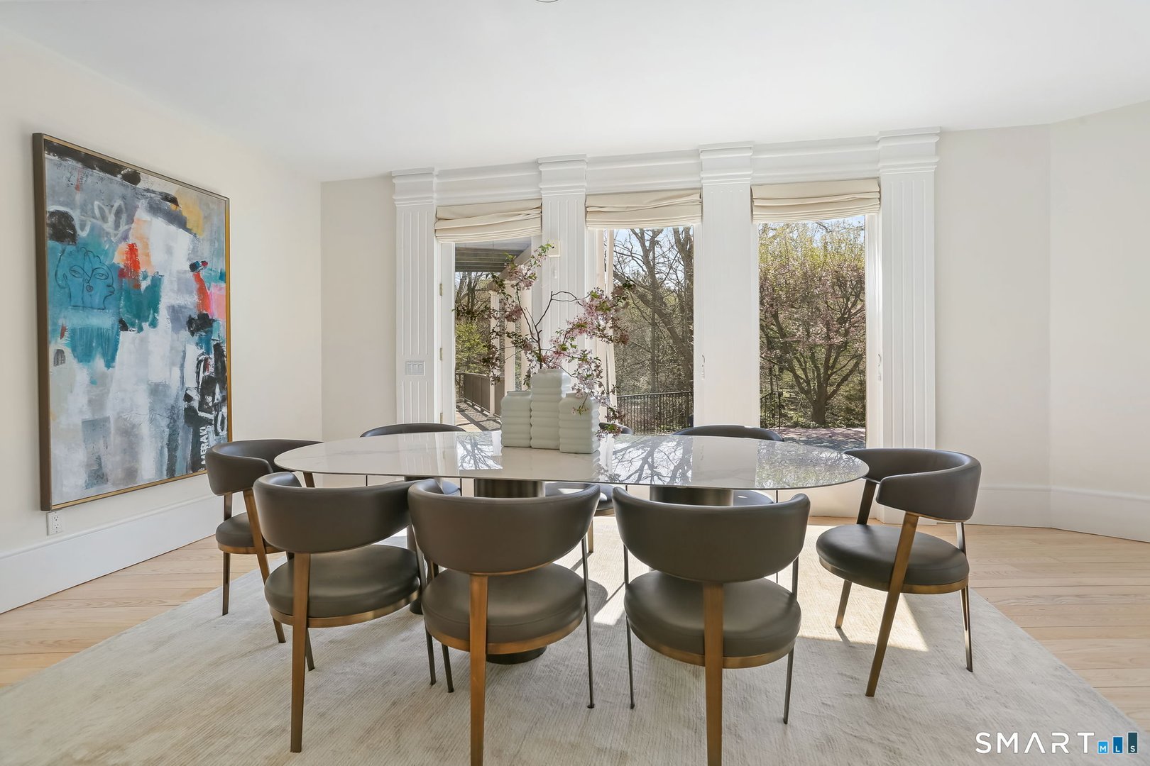 32 Buttonball Lane Photo 9