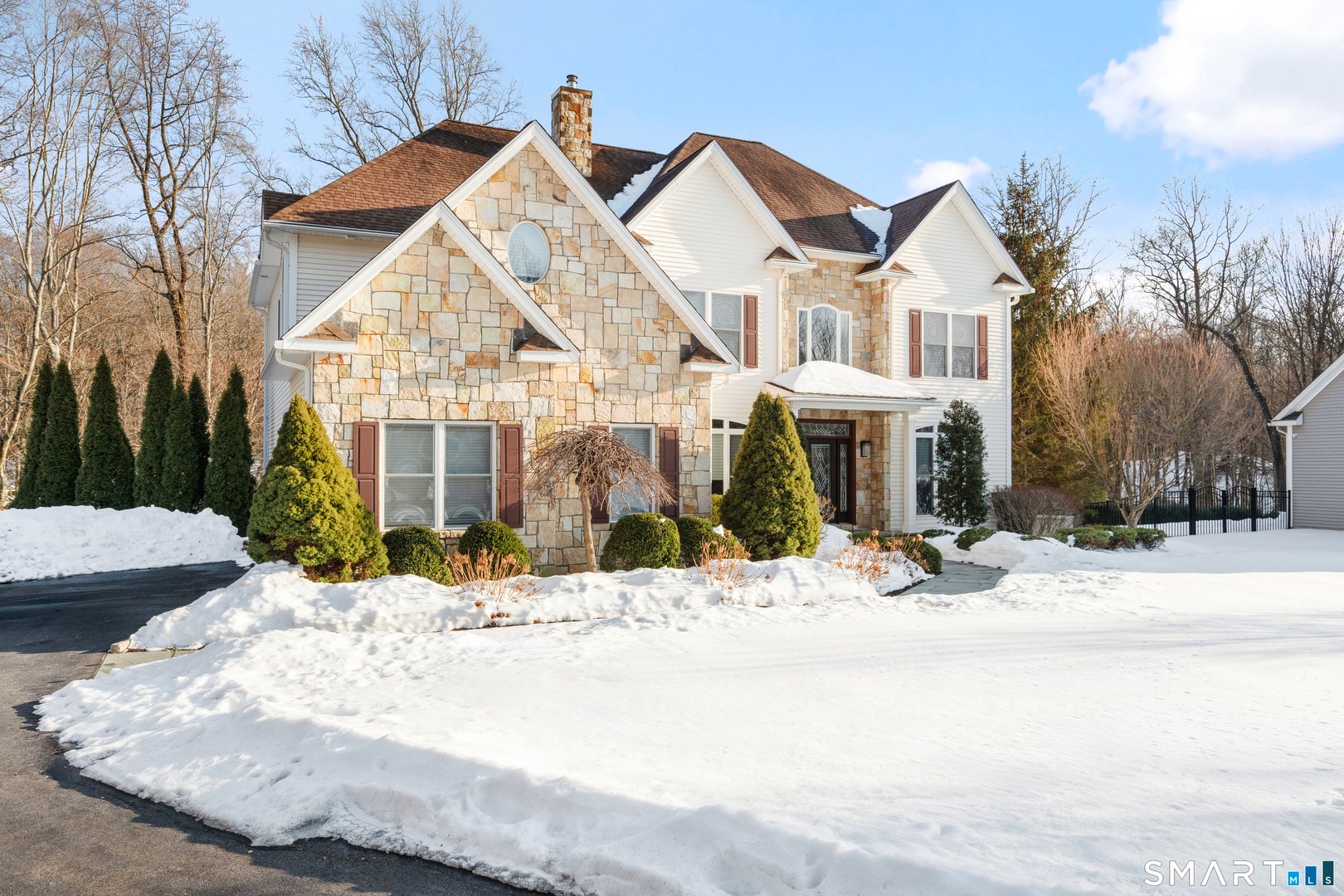 117 Wesley Drive Photo 2